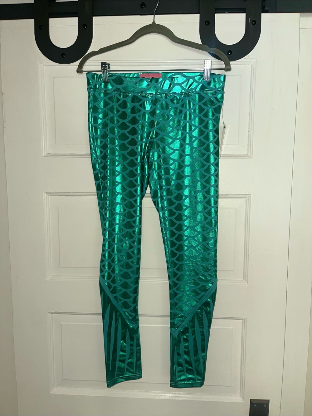 Tipsy Elves Shimmery Emerald Green Mermaid Scale Leggings | Women’s Small | NWT
